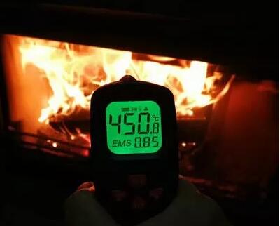 1528161362294862AX7U.jpg “過度燃燒”——每個壁爐使用者都應該了解它!.jpg