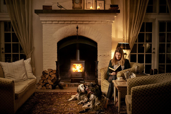 1528246748176340h4fL.jpg 壁爐煙囪而已,有必要這么講究嗎.jpg