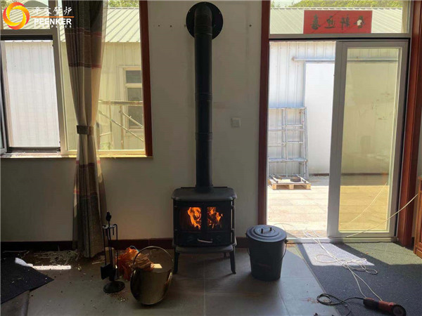平客壁爐山東威海自建房丹麥morso 2110獨立火爐安裝.jpg