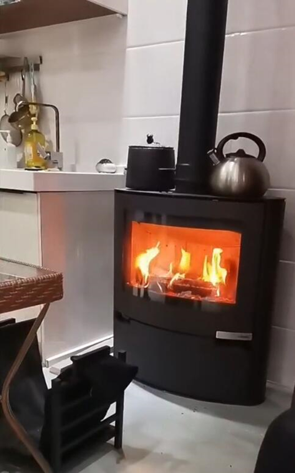 西藏林芝丹麥壁爐Aduro A15安裝.jpg 西藏林芝丹麥壁爐Aduro A15安裝.jpg