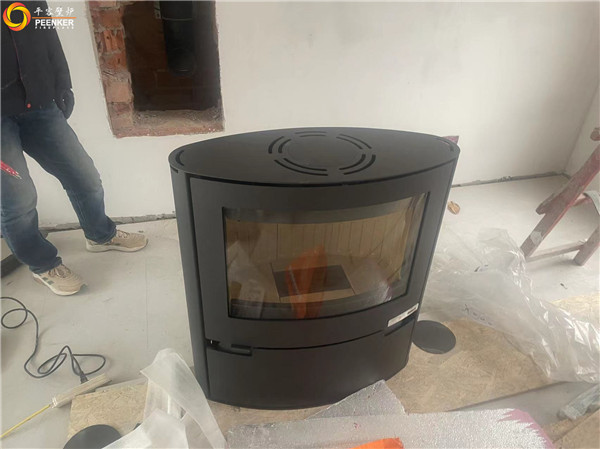 上海西郊華城別墅丹麥鋼板壁爐Aduro A15安裝.jpg