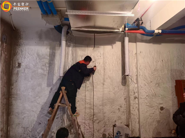 上海別墅天井地下室丹麥Aduro A15壁爐安裝.jpg