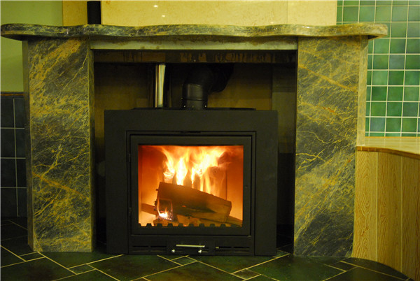 濟南御景山墅真火壁爐安裝實例.jpg