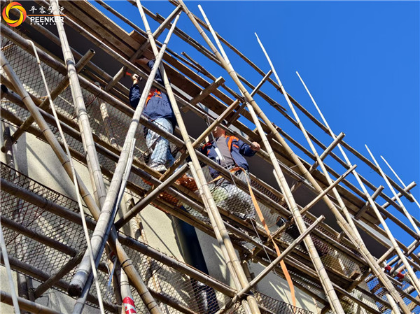 上海浦東別墅丹麥Aduro A17獨(dú)立式火爐戶外煙囪安裝.jpg