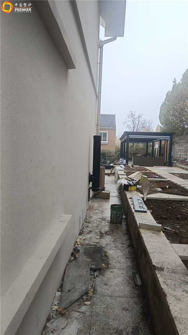 北京靜之湖休閑山莊丹麥Morso 5660嵌入壁爐安裝.jpg