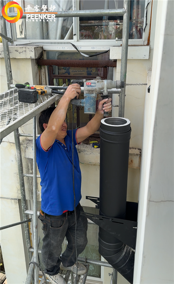 上海金楓豪苑別墅丹麥Morso 2140壁爐安裝.png