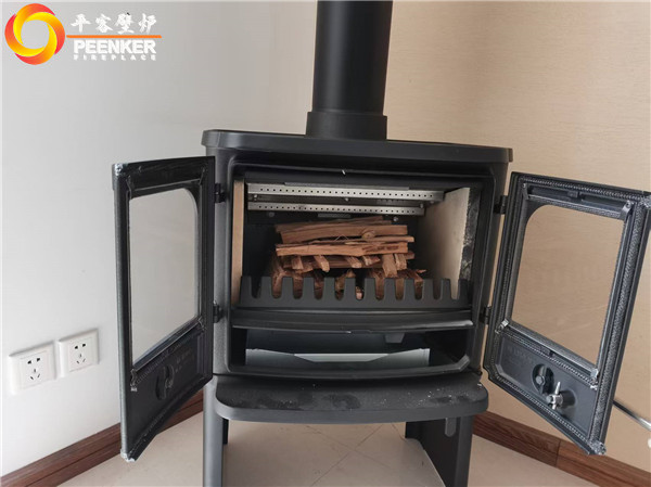 上海金楓豪苑別墅丹麥Morso 2140壁爐安裝.jpg