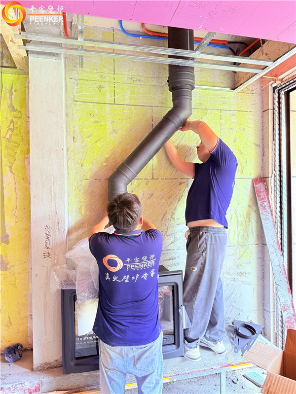 南京金隅紫京疊園英國fireline PV85i壁爐安裝.jpg