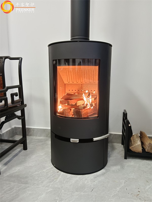 廣東南雄自建房丹麥Aduro 9.1獨(dú)立火爐安裝.jpg
